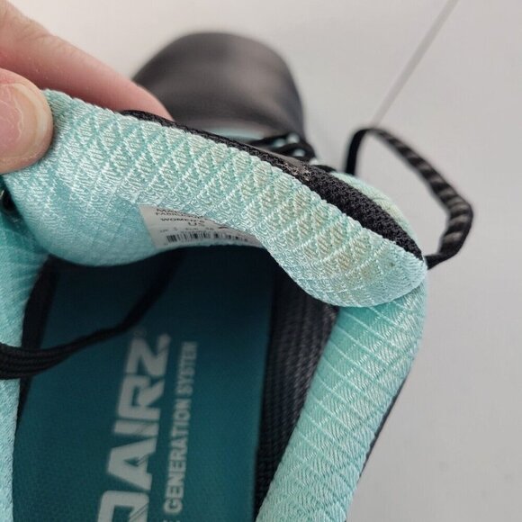 Sqairz Arrow Golf Shoes Womens Sz 7 Black Blue Waterproof Spikes Sneakers Preppy - Picture 4 of 14